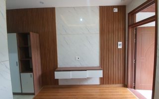báo giá ốp lam nhựa giả gỗ, thi công ốp tường nhựa vân gỗ, tu vấn chọn thanh lam ốp tường,