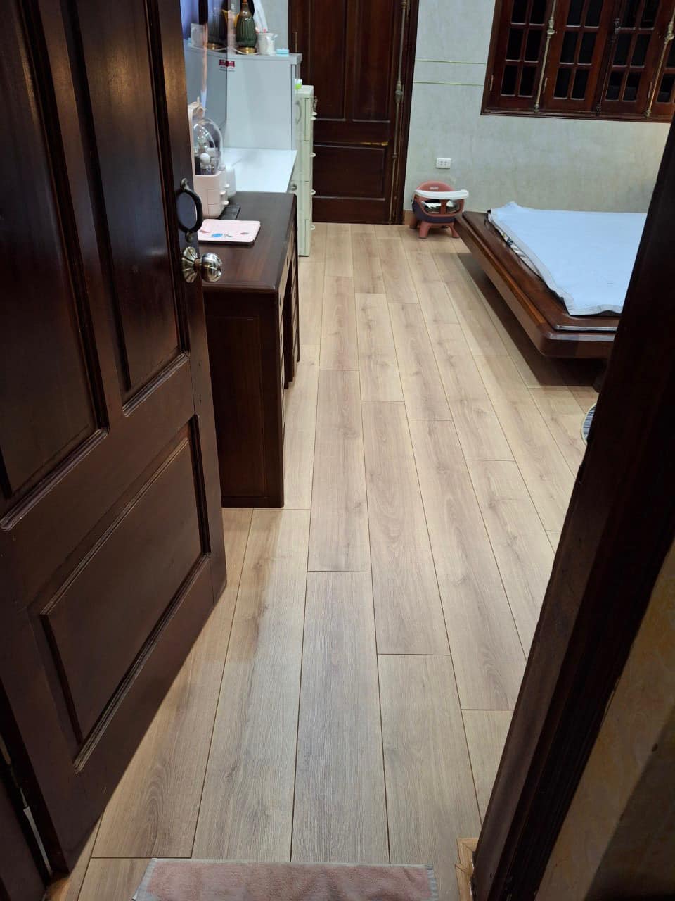 Sàn nhựa hèm khóa